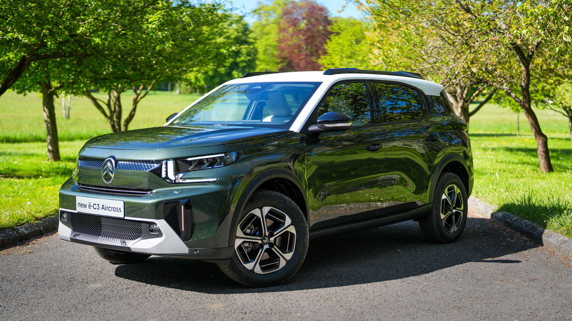 На Паризькому Автосалоні 2024 Бренд CITROËN створить справжній фурор, представивши повністю новий модельний ряд автомобілів!